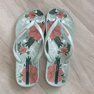 Ipanema flip flops.